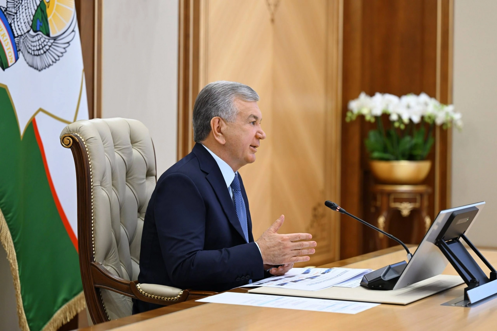 Uzbek President reviews plans to double geological discovery speed using AI