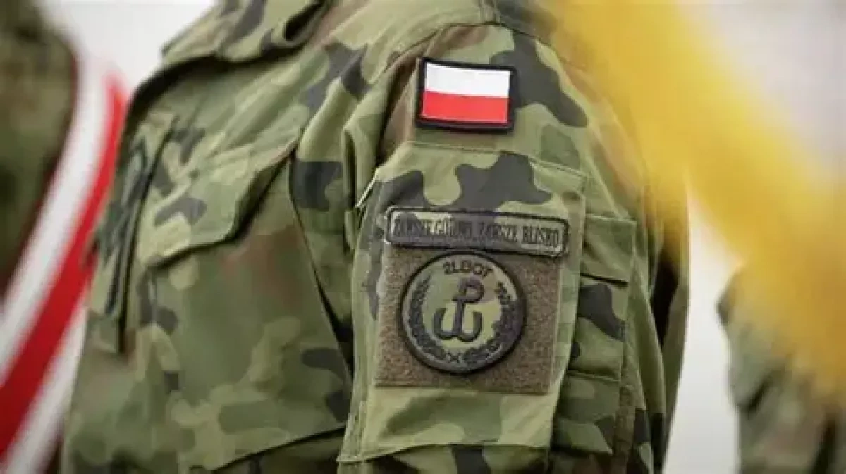 Poland plans to expand army to 500,000 troops
