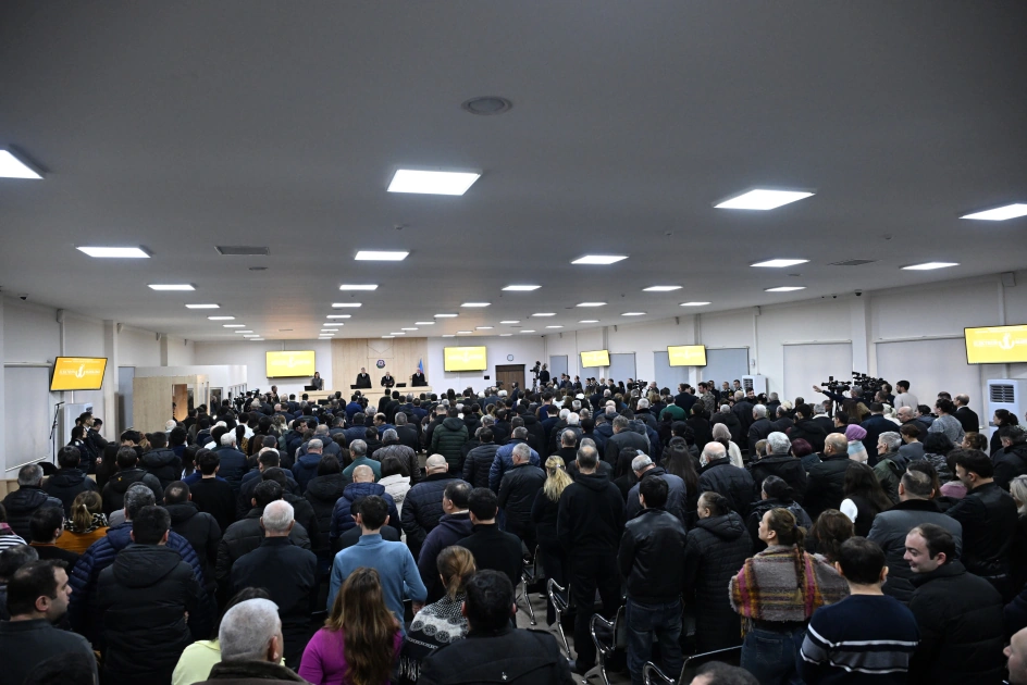Azerbaijani court announces verdict in trial of Armenian citizens (PHOTO)