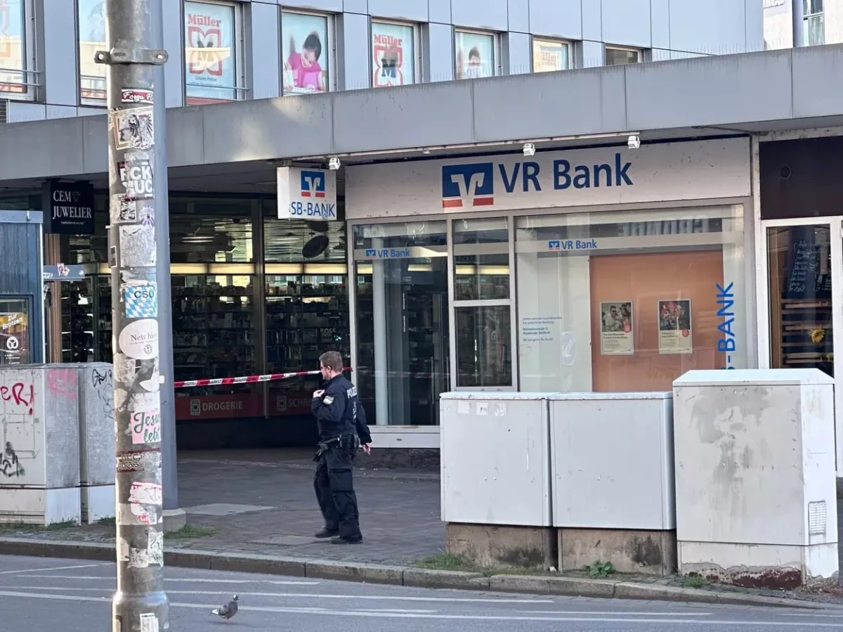 Germany: Explosion near Augsburg main station injures two PHOTO