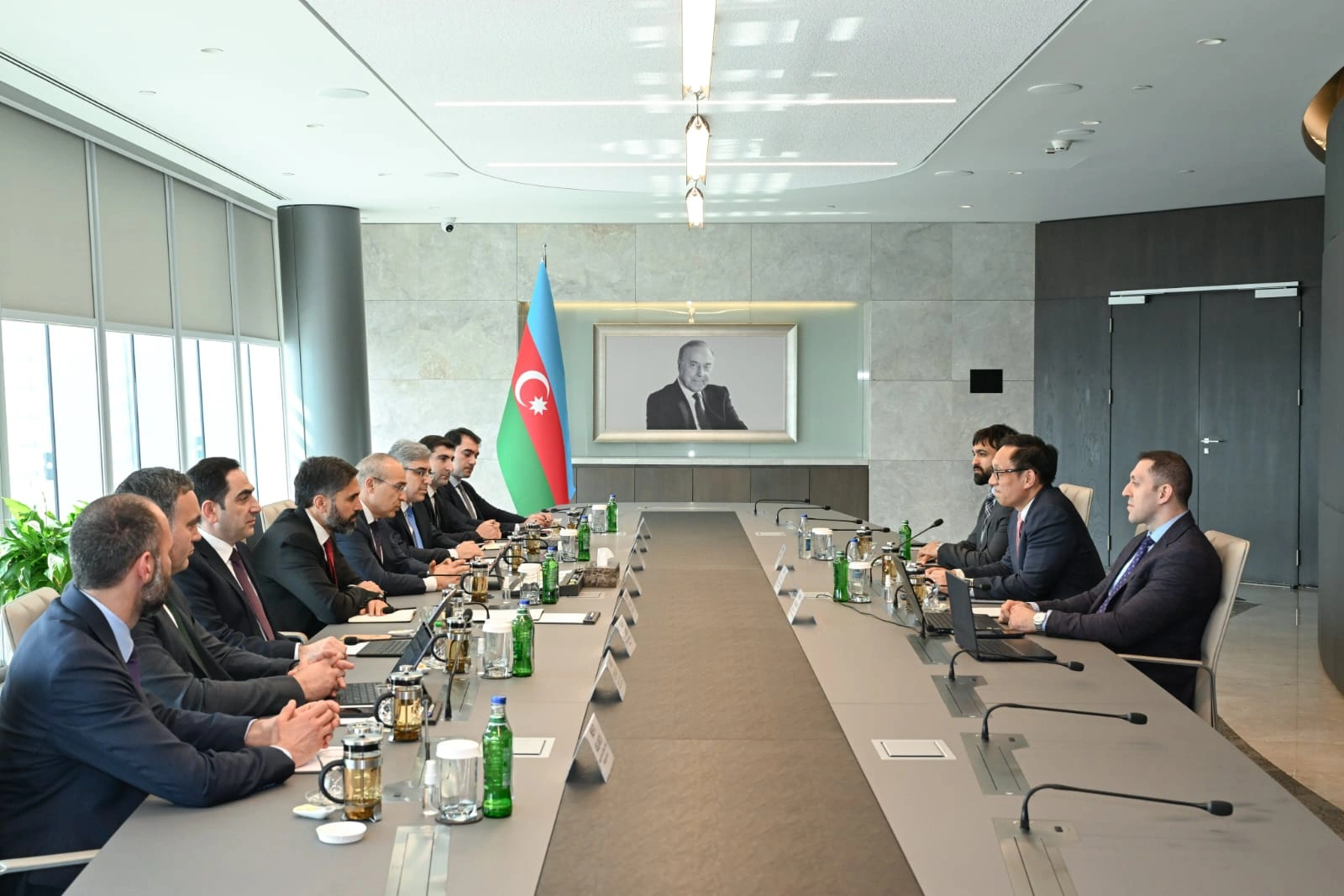 Azerbaijan explores AI infrastructure dev't with U.S. tech giant Haimake