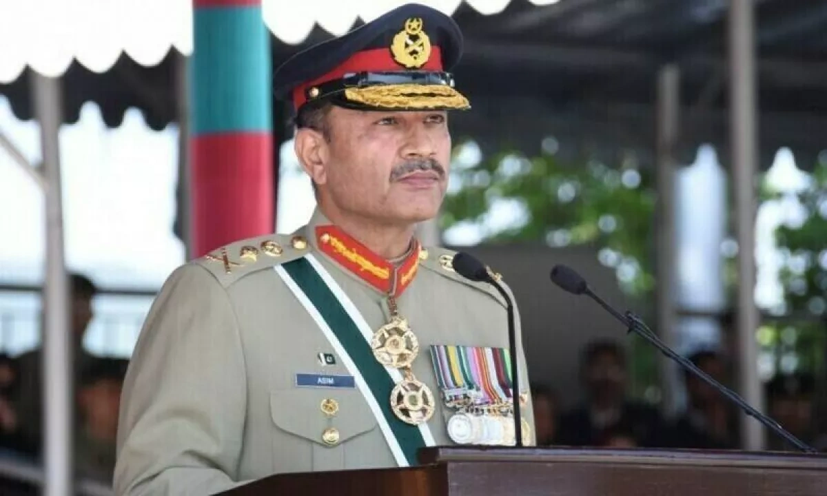 Iranian delegation meets Pakistan’s army chief VIDEO