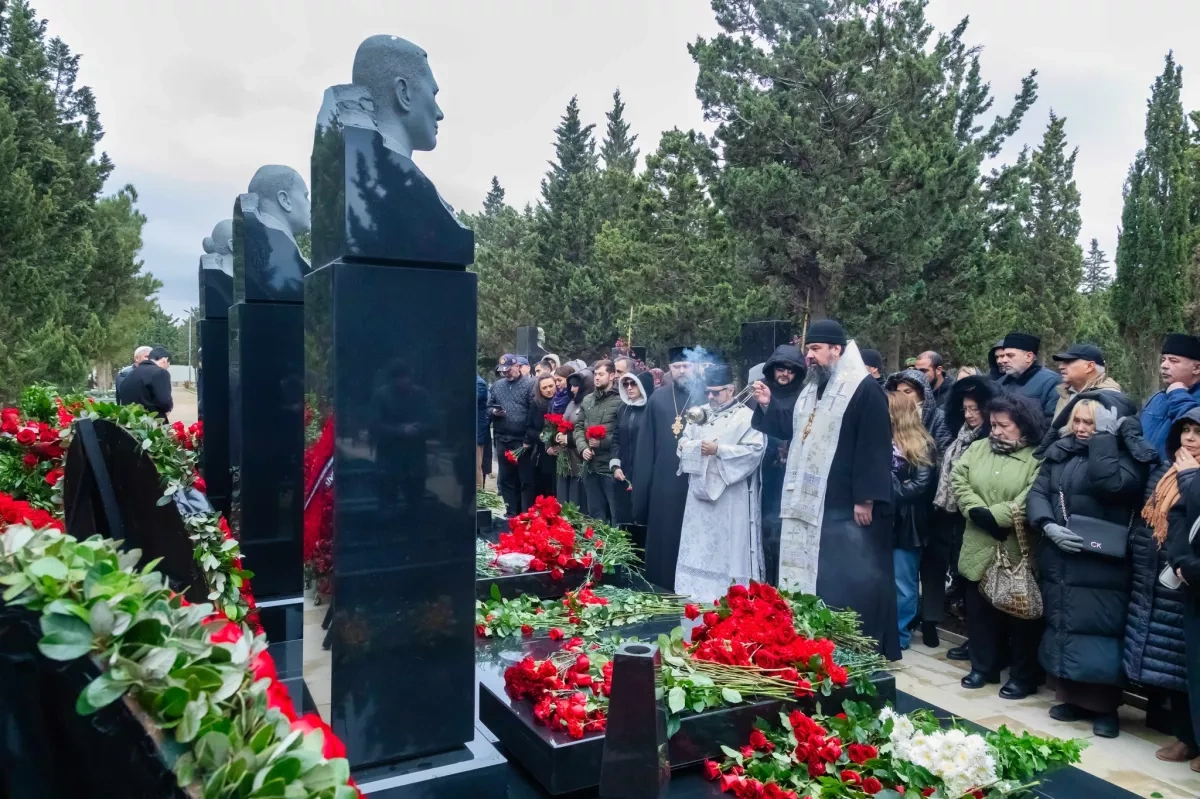 Orthodox bishop honors fallen AZAL crew on anniversary of tragic crash PHOTO