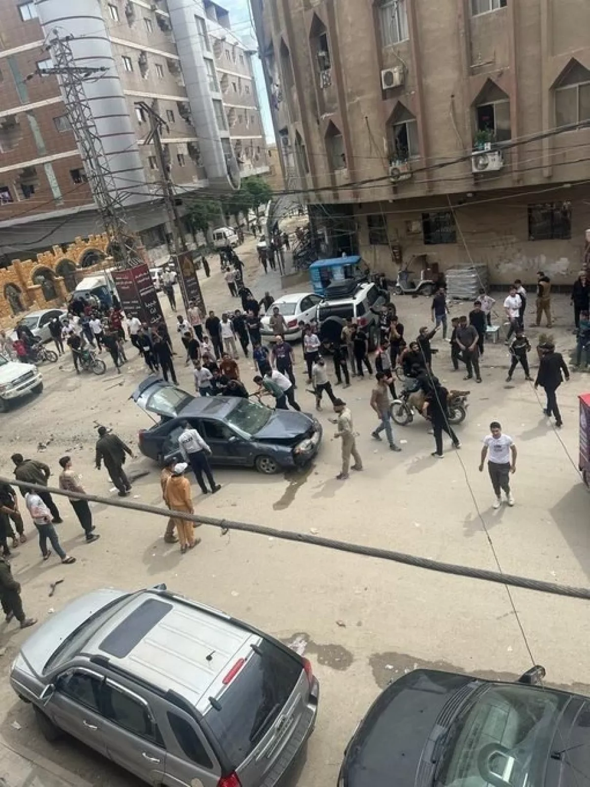One hurt in blast in Syrian capital Photo