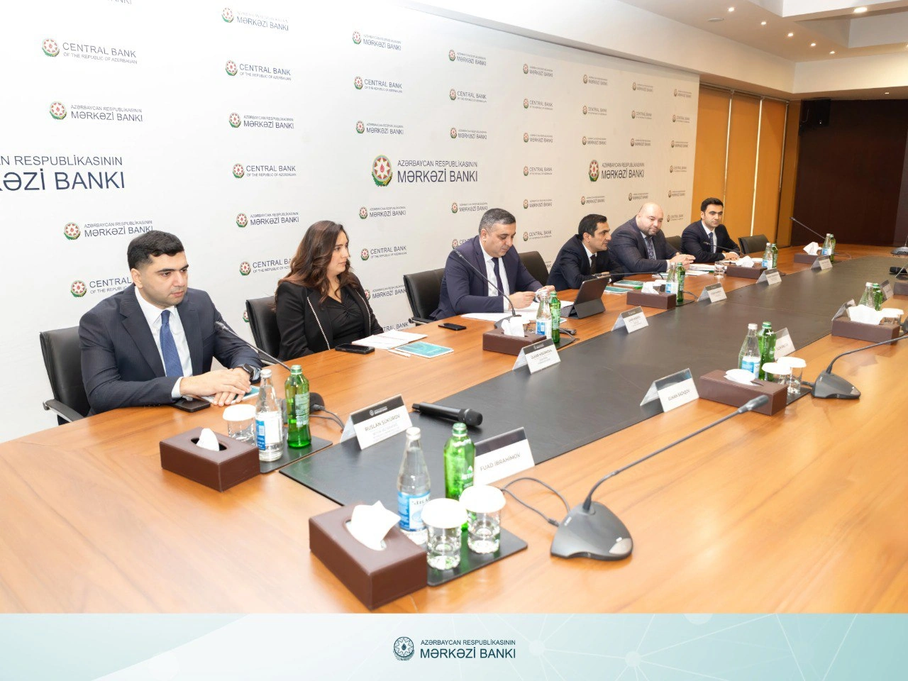 Azerbaijani Central Bank hosts media briefing on balance of payments (PHOTO)