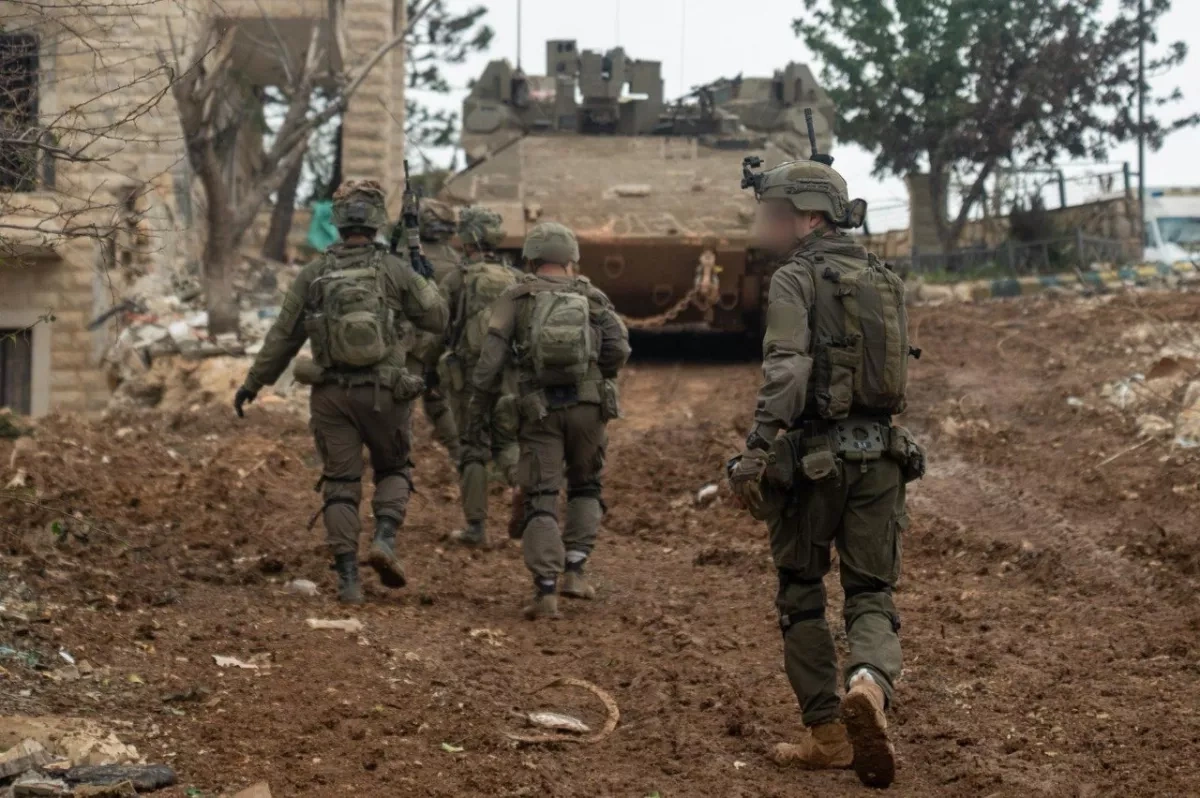 Israeli air strikes kill two Hezbollah operatives, army says PHOTO/VIDEO