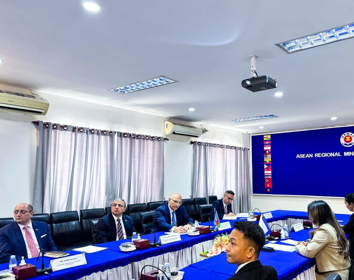 Azerbaijan's Presidential Envoy for Special Assignments holds series of meetings in Cambodia (PHOTO)
