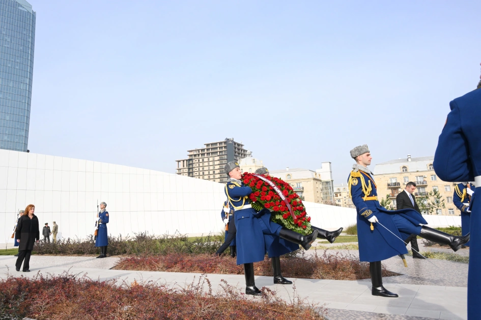 Speaker of Spanish Congress of Deputies visits Victory Park in Azerbaijan's Baku (PHOTO)