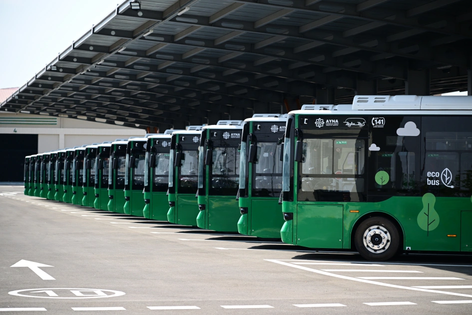 President Ilham Aliyev, First Lady Mehriban Aliyeva view new electric buses and inspect reconstruction progress of railway infrastructure in Nakhchivan (PHOTO)