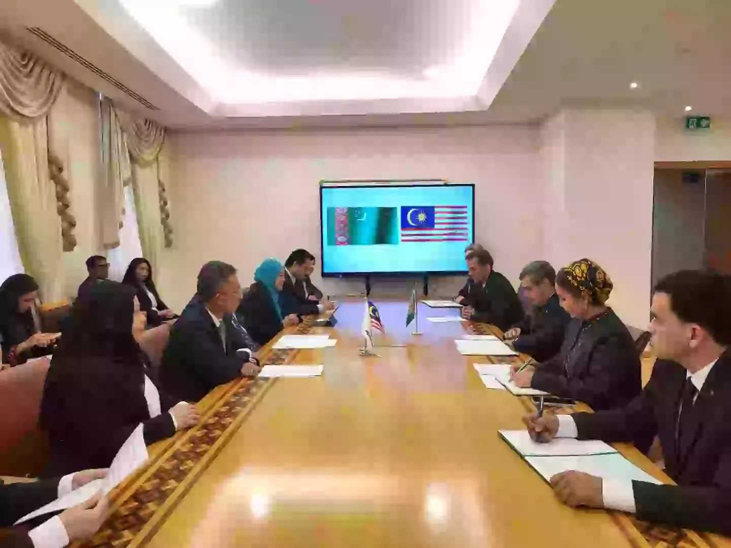 Turkmenistan, PETRONAS sign MoU to boost educational partnership