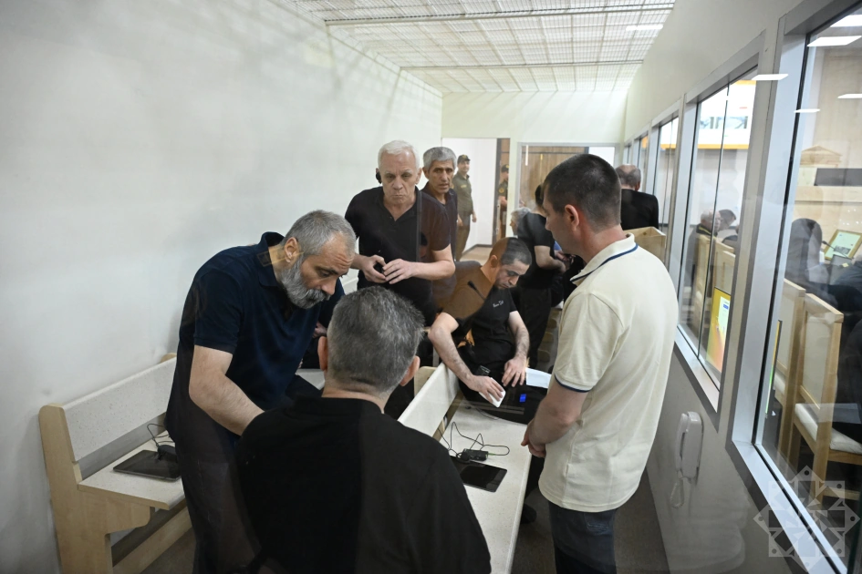 Appeal court hearing continues for Armenian citizens (PHOTO)