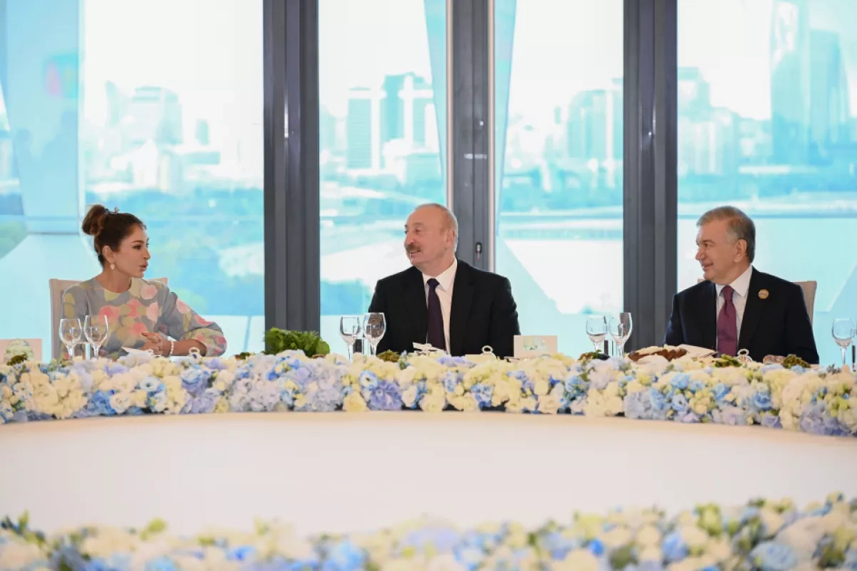 Azerbaijan’s president honours WUF13 leaders, delegations with official reception PHOTO