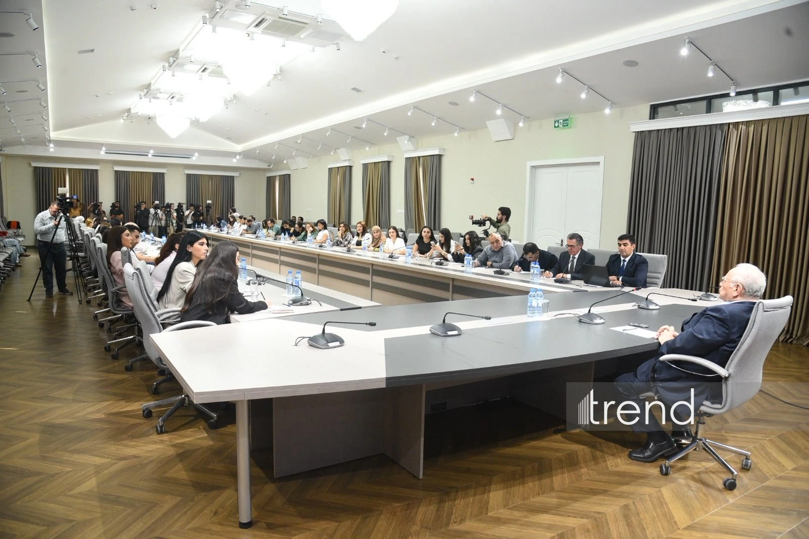Baku hosts seminar on Caucasian Albania heritage for Media (PHOTO)