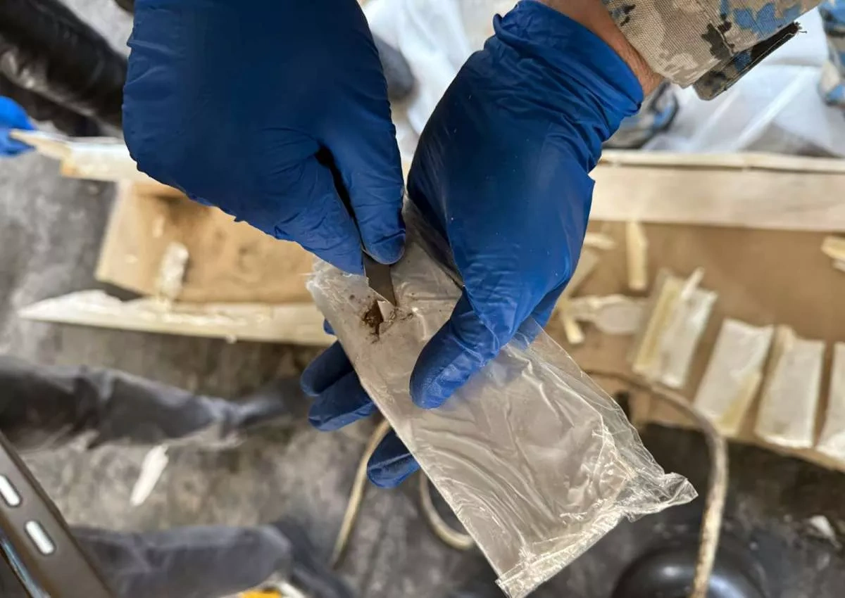 Azerbaijan customs seize major heroin shipment en route from Iran to Poland Photo