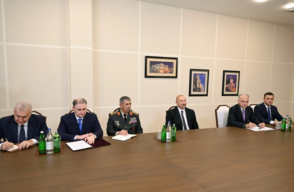 President Ilham Aliyev receives UK Minister of State for Defense (PHOTO)