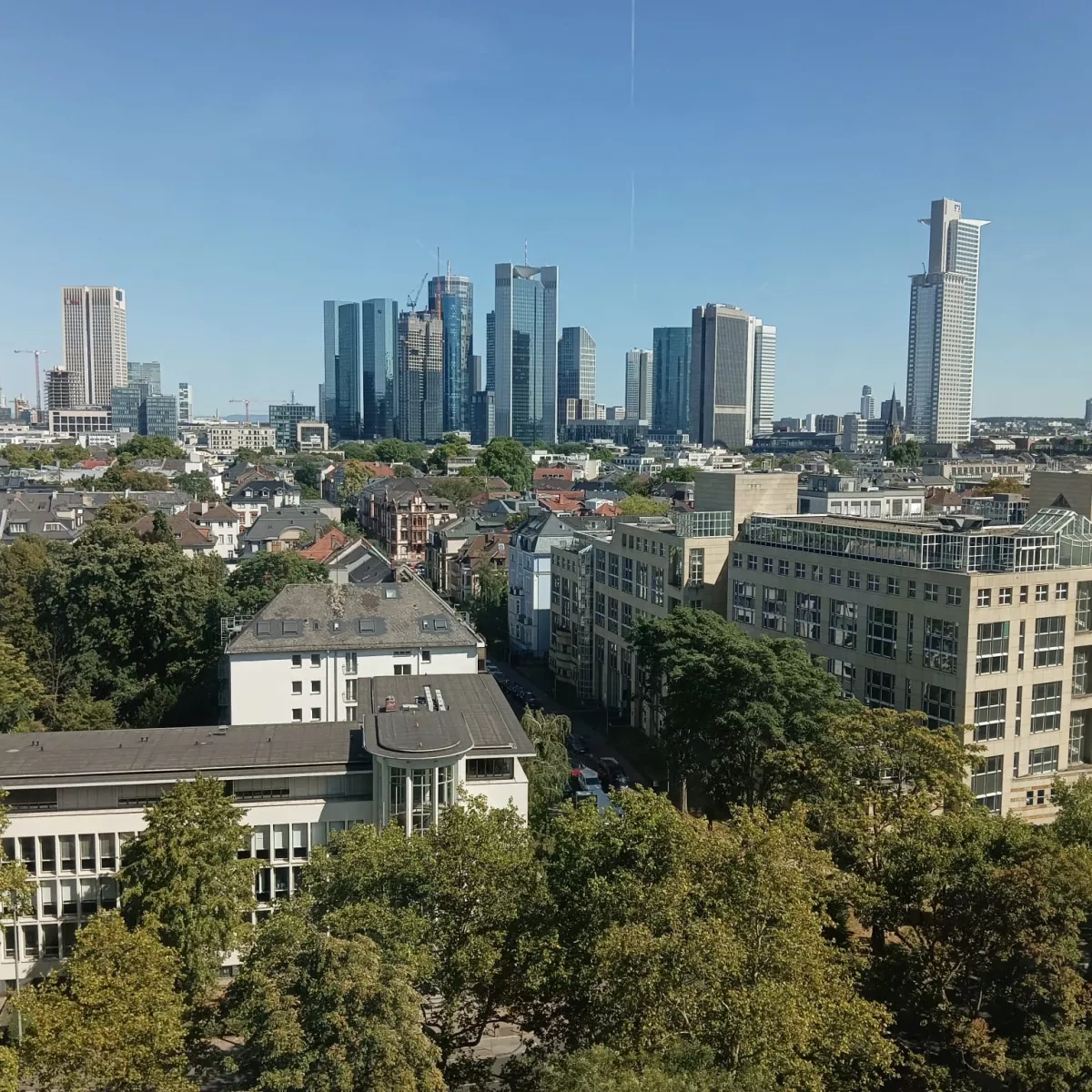 A city of skyscrapers and crime Frankfurt am Main through the eyes of an Azerbaijani journalist