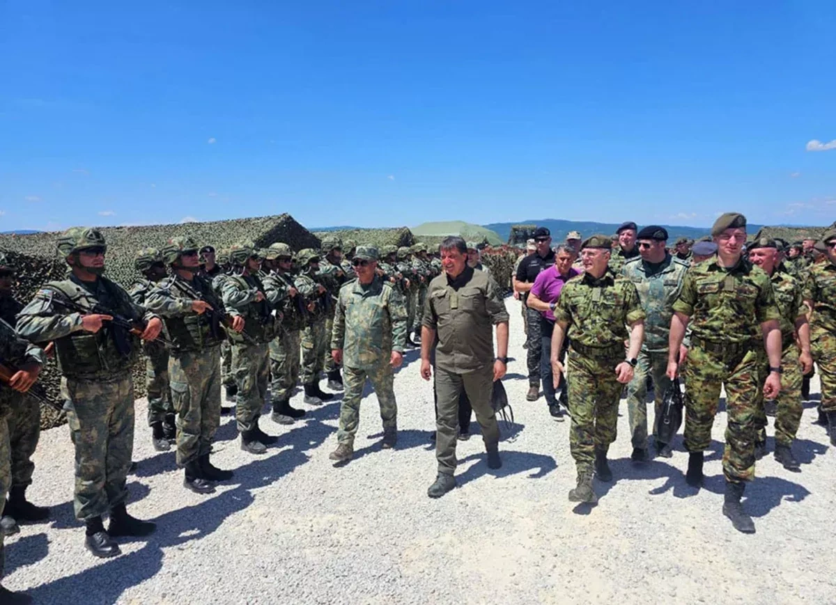 Defence chief Hasanov watches Azerbaijani troops at Platinum Wolf 26 drills in Serbia PHOTO