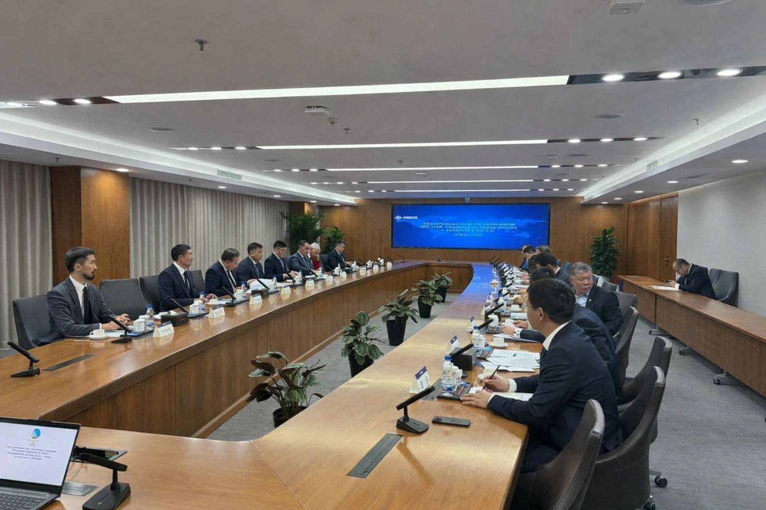 Kazakhstan, China discuss progress on Bakhty-Ayagoz railway project