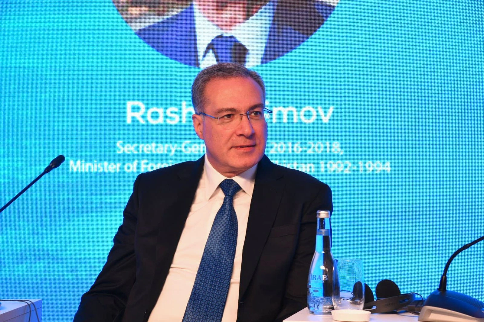 Azerbaijan seeks to maximize geographical advantage, Presidential Aide says