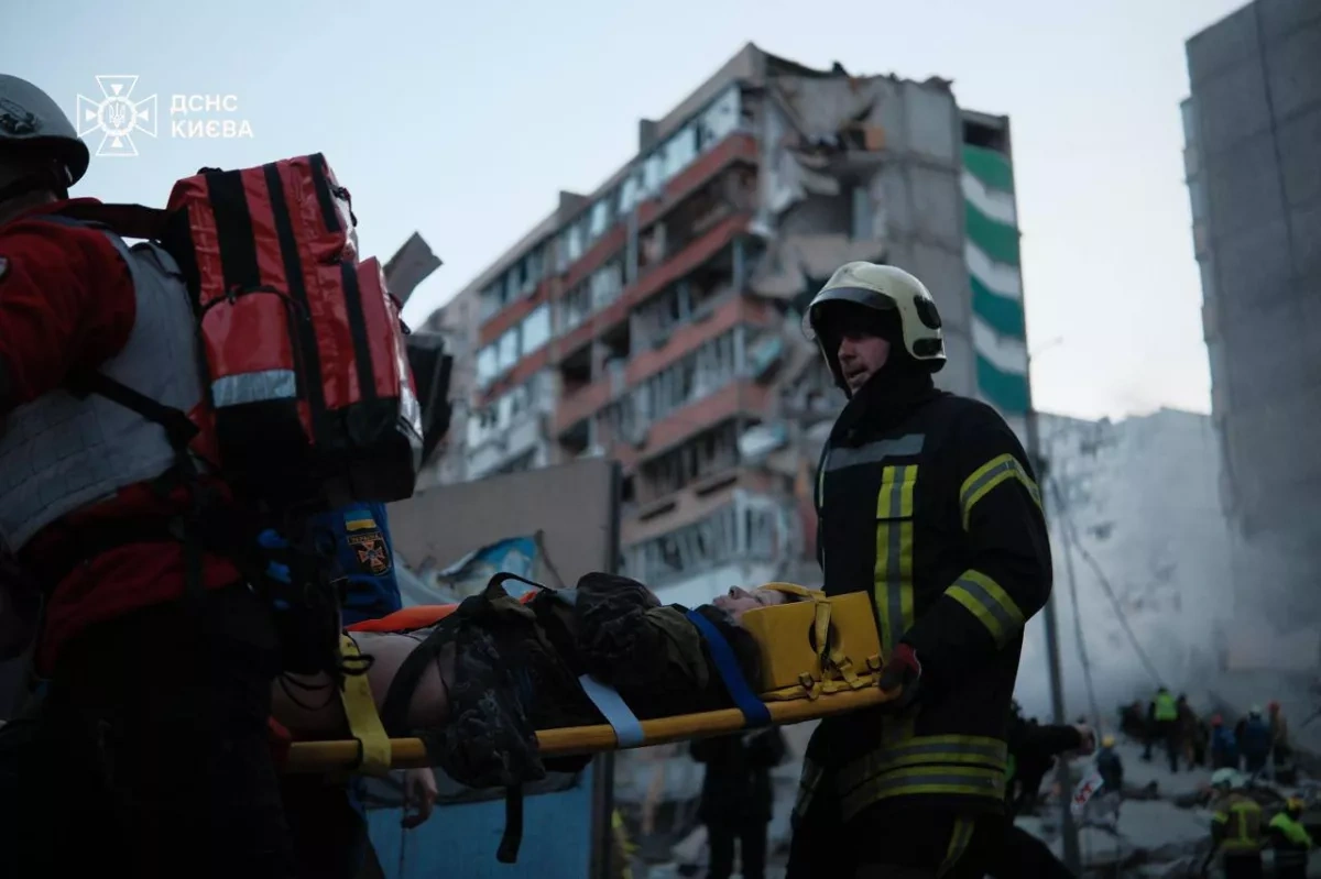 Russian strike turns Kyiv morning into tragedy PHOTO / VIDEO