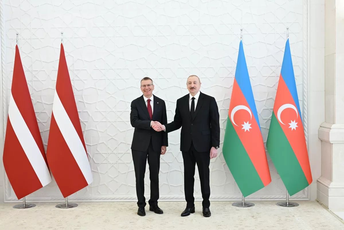 Azerbaijani, Latvian presidents deliver press statements in joint appearance