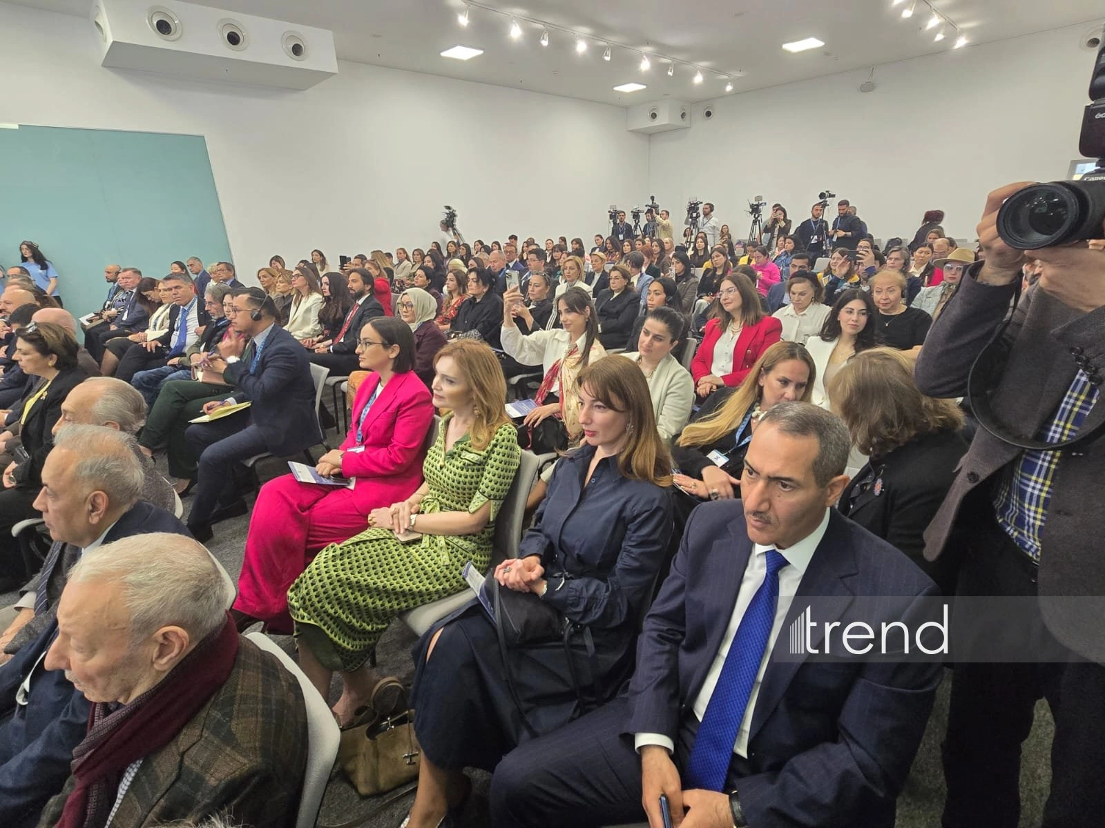 Baku becomes global capital of carpet art – opening of international forum (PHOTO)