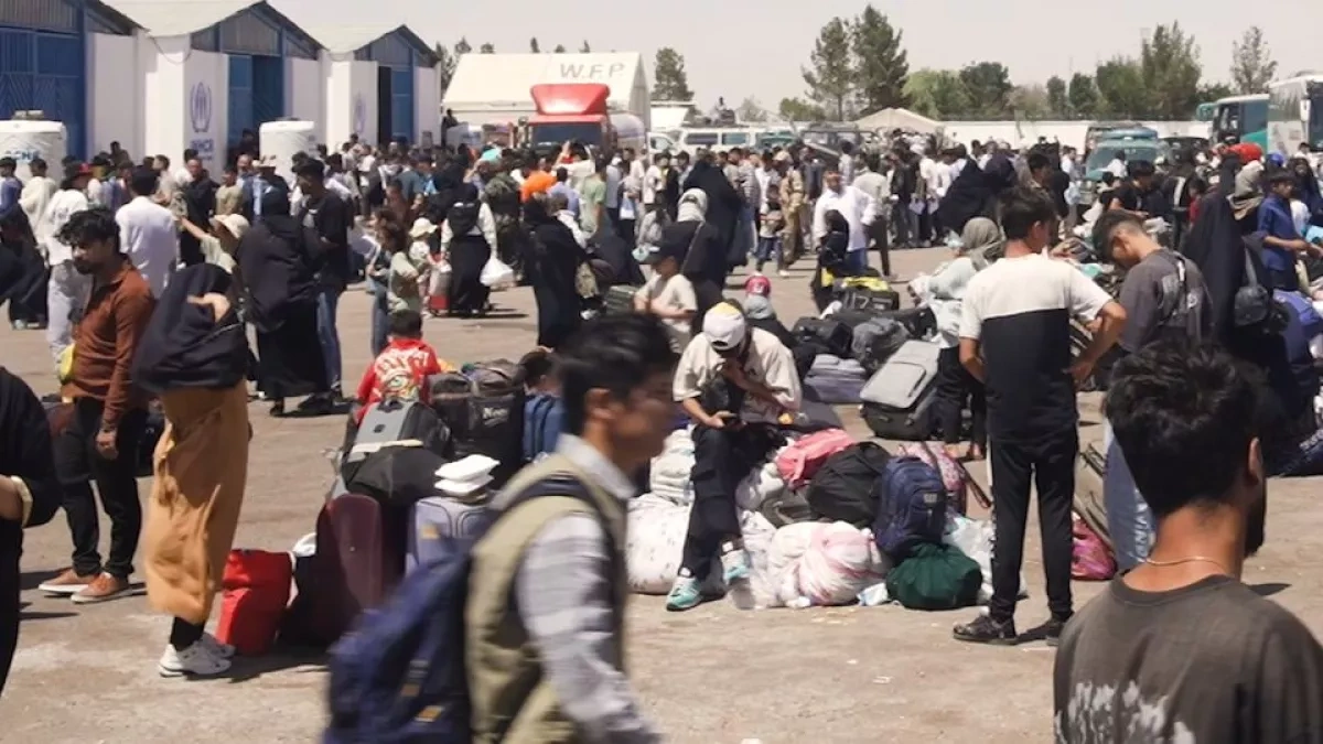 Hundreds of migrants seek UN aid to escape war-torn Iran