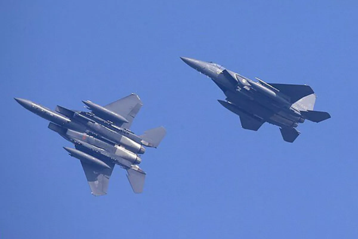 South Korean fighter jets crash after pilots attempt in-flight filming