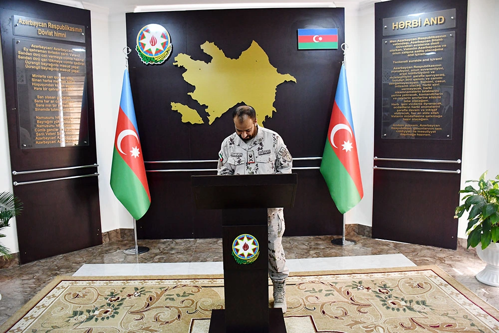 UAE Presidential Guard commander visits Azerbaijan (PHOTO)
