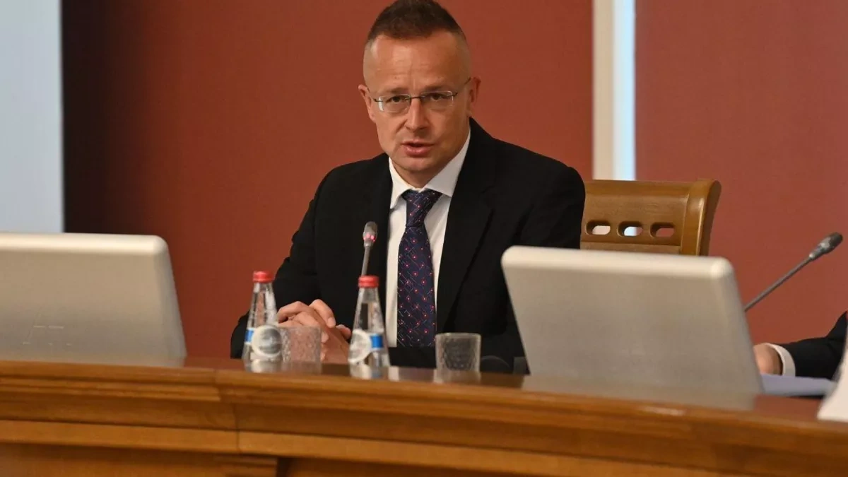 Hungary, Slovakia join forces on new oil pipeline to boost energy security