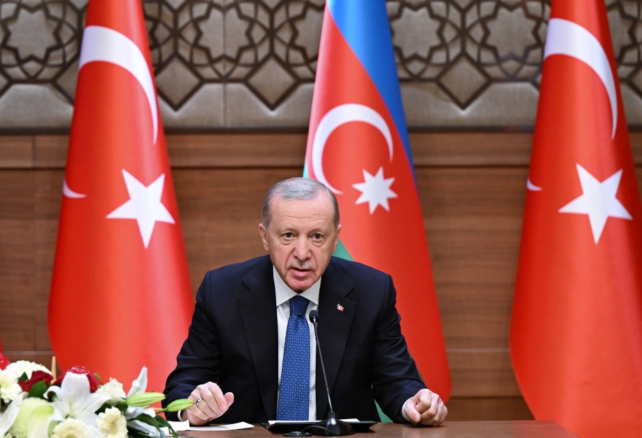 President Erdoğan makes phone call to President Ilham Aliyev
