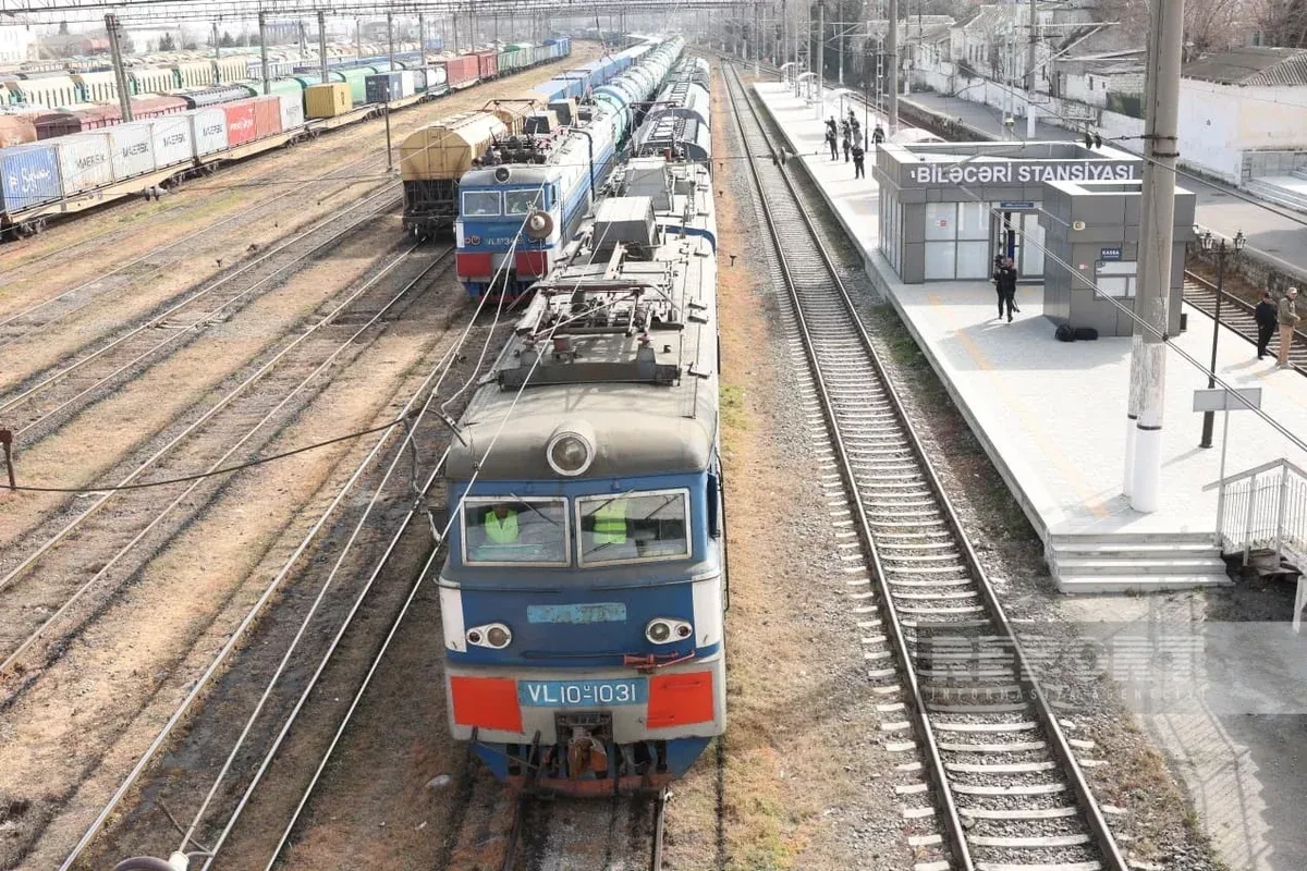 Train carrying Russian grain to Armenia departs from Baku PHOTO / VIDEO