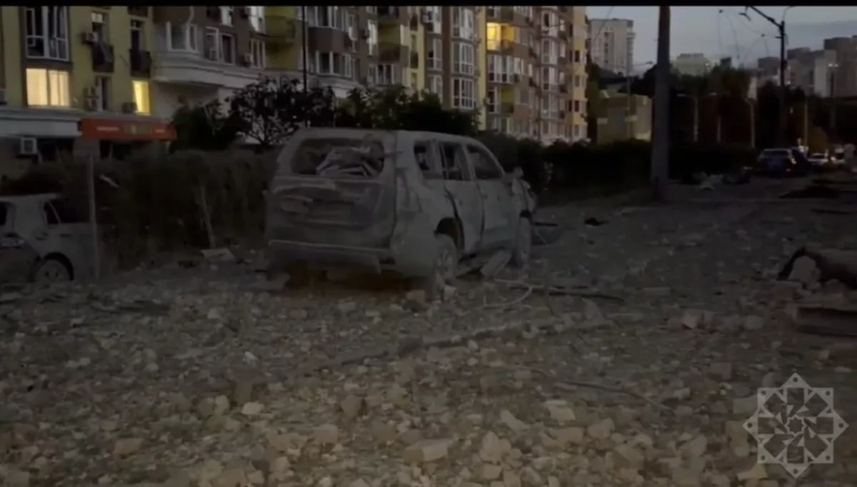 Russian missile strike damages area near Azerbaijani embassy in Kyiv PHOTO
