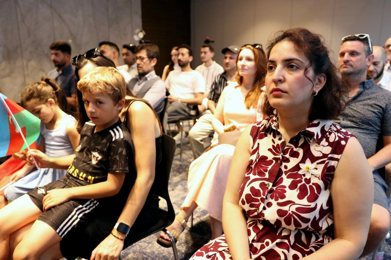 Azerbaijani community holds productive discussions in Slovenia (PHOTO)