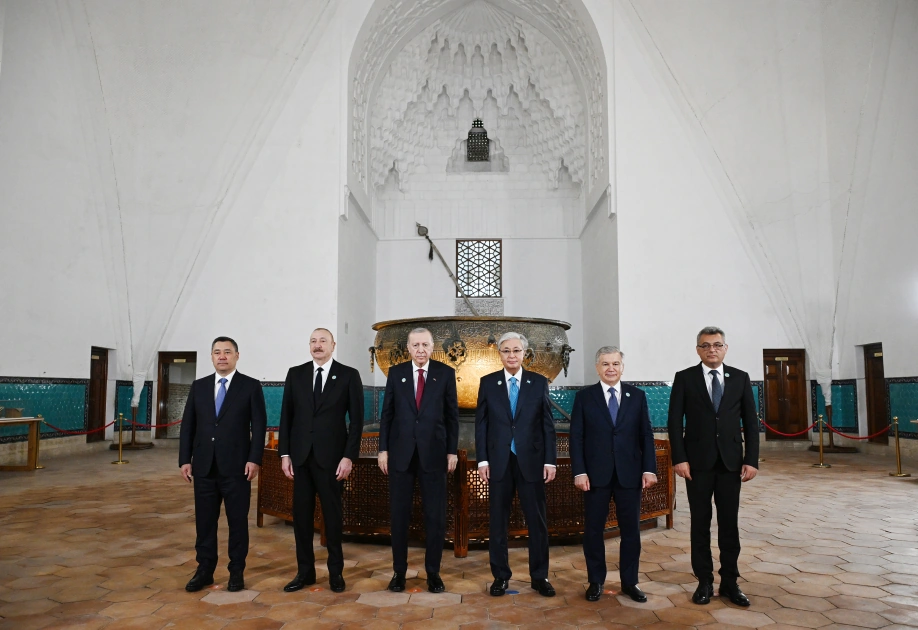 President Ilham Aliyev and other participants of OTS informal summit tour cultural sites in Turkistan (PHOTO)