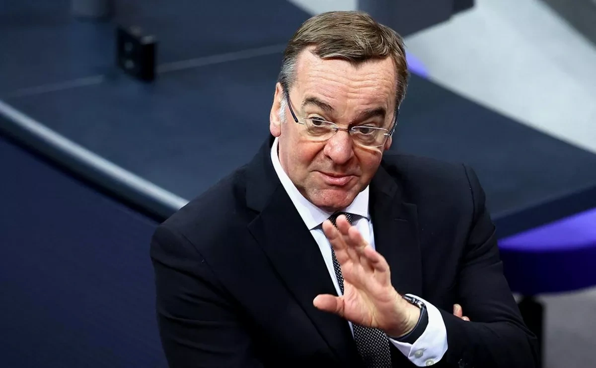 US lets Europe sit out Ukraine talks — German defence minister