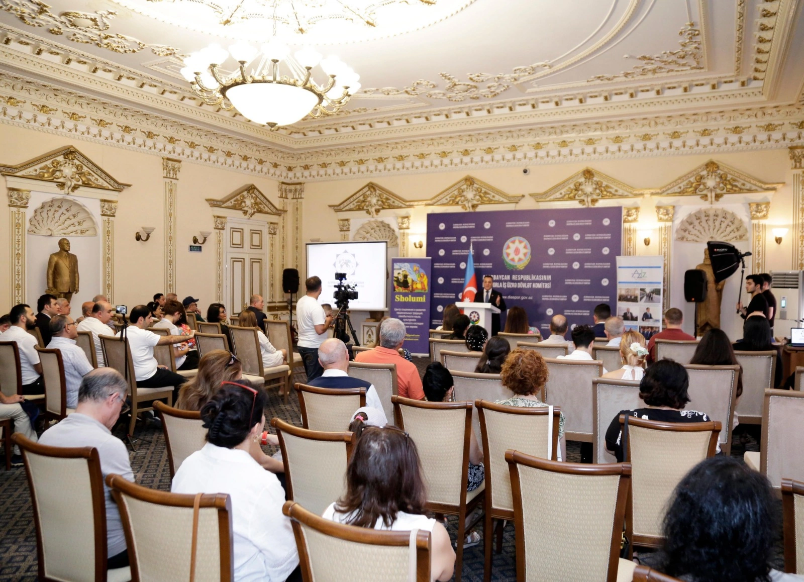 Azerbaijan, Israel filmmakers present joint documentary project in Baku (PHOTO)