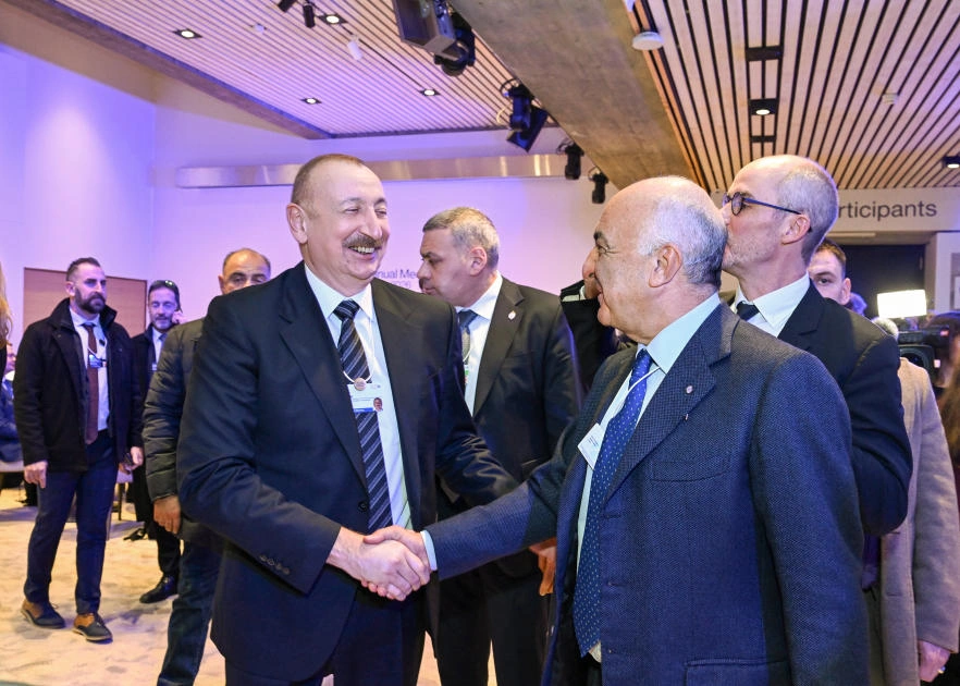 President Ilham Aliyev participates in panel session as part of World Economic Forum (PHOTO)