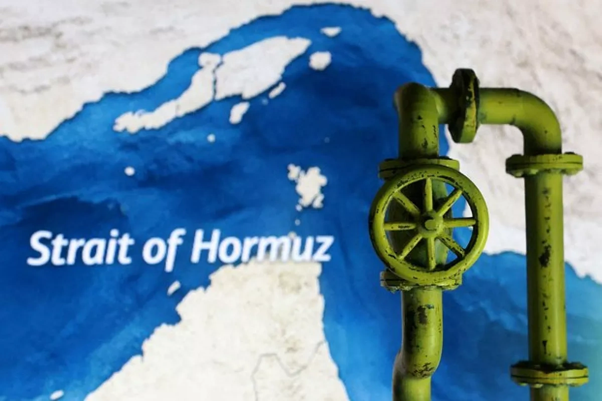 Bloomberg reports record depletion of global oil reserves amid Iran conflict