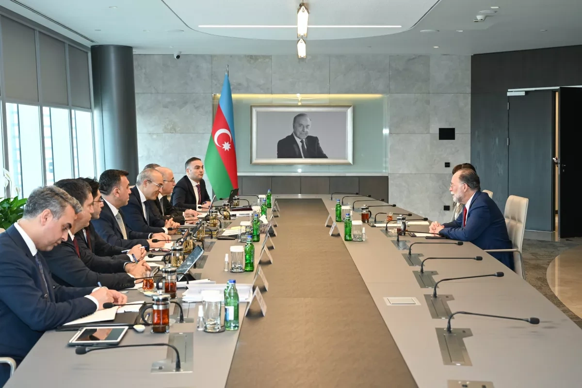 Azerbaijan reviews growth strategy cooperation with Harvard Growth Lab