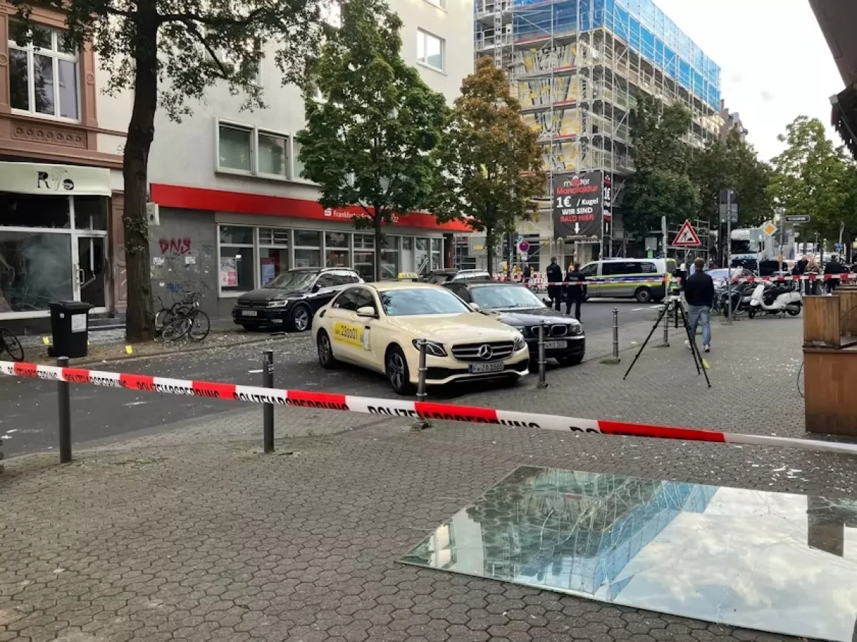 Two explosions rock Frankfurt streets in early-morning incidents