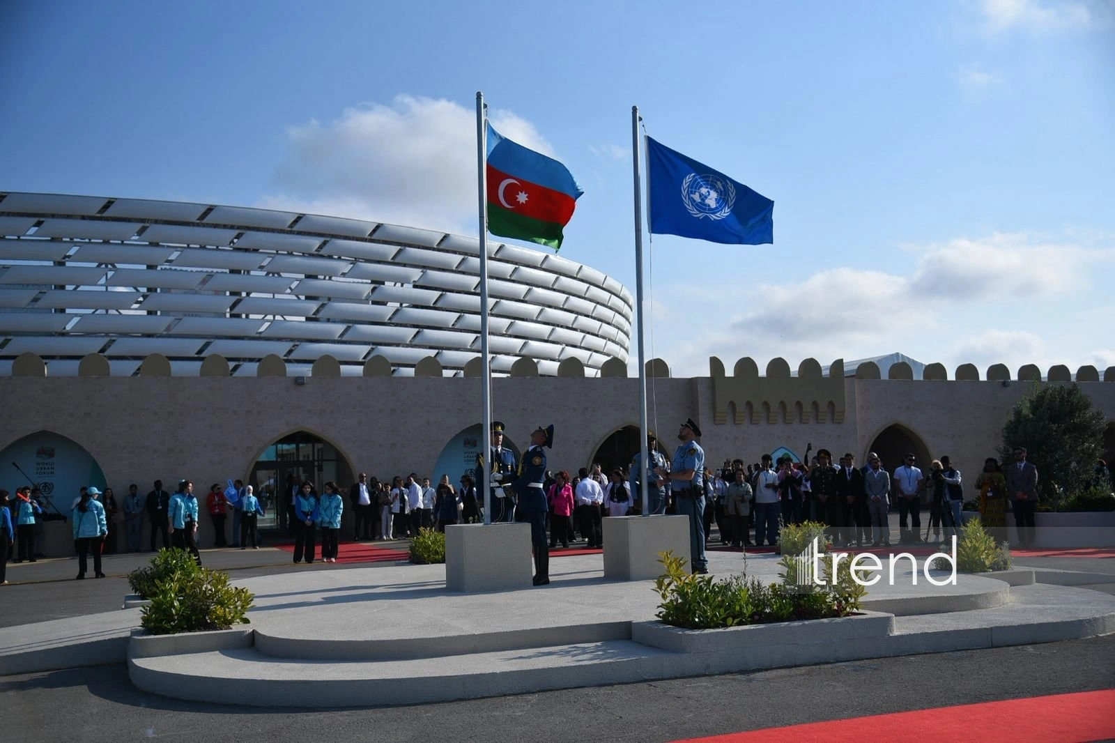 WUF13 hosts ceremony of lowering flags of Azerbaijan and UN (PHOTO)