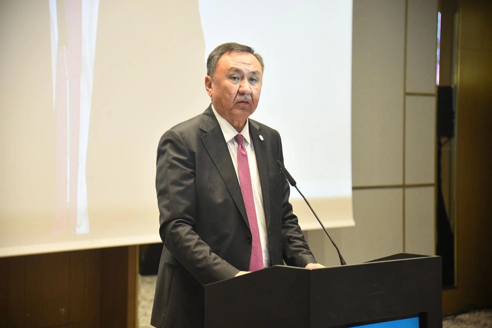 OTS SecGen announces start of crucial investment deal talks for growth