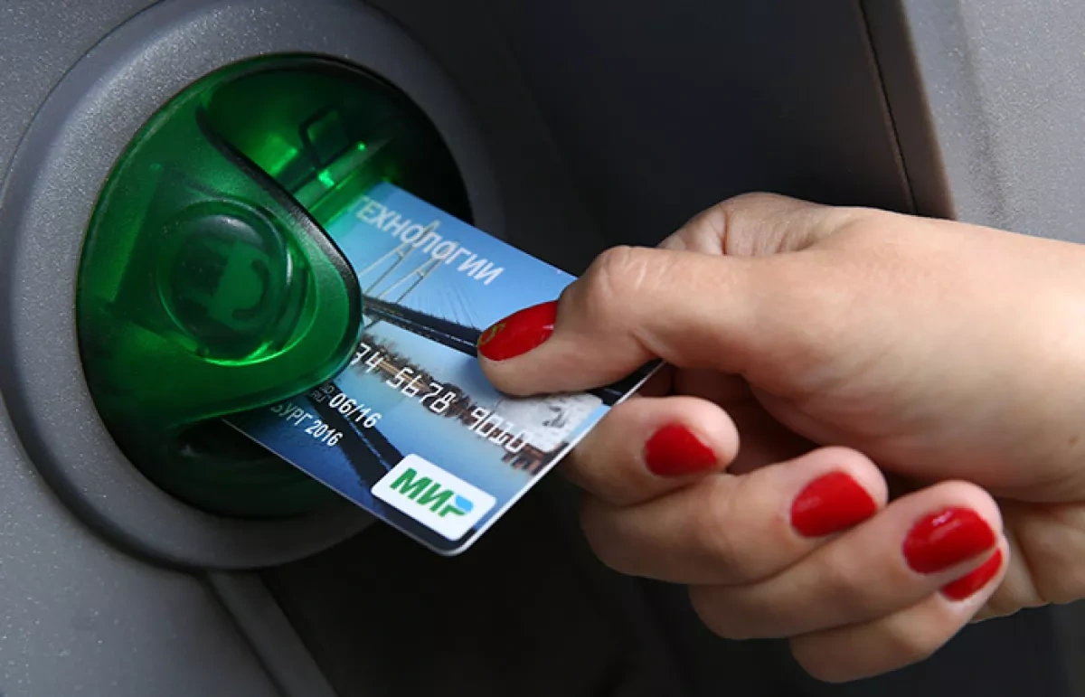 Tajikistan’s bank restricts remotely opened cards for some Russian customers