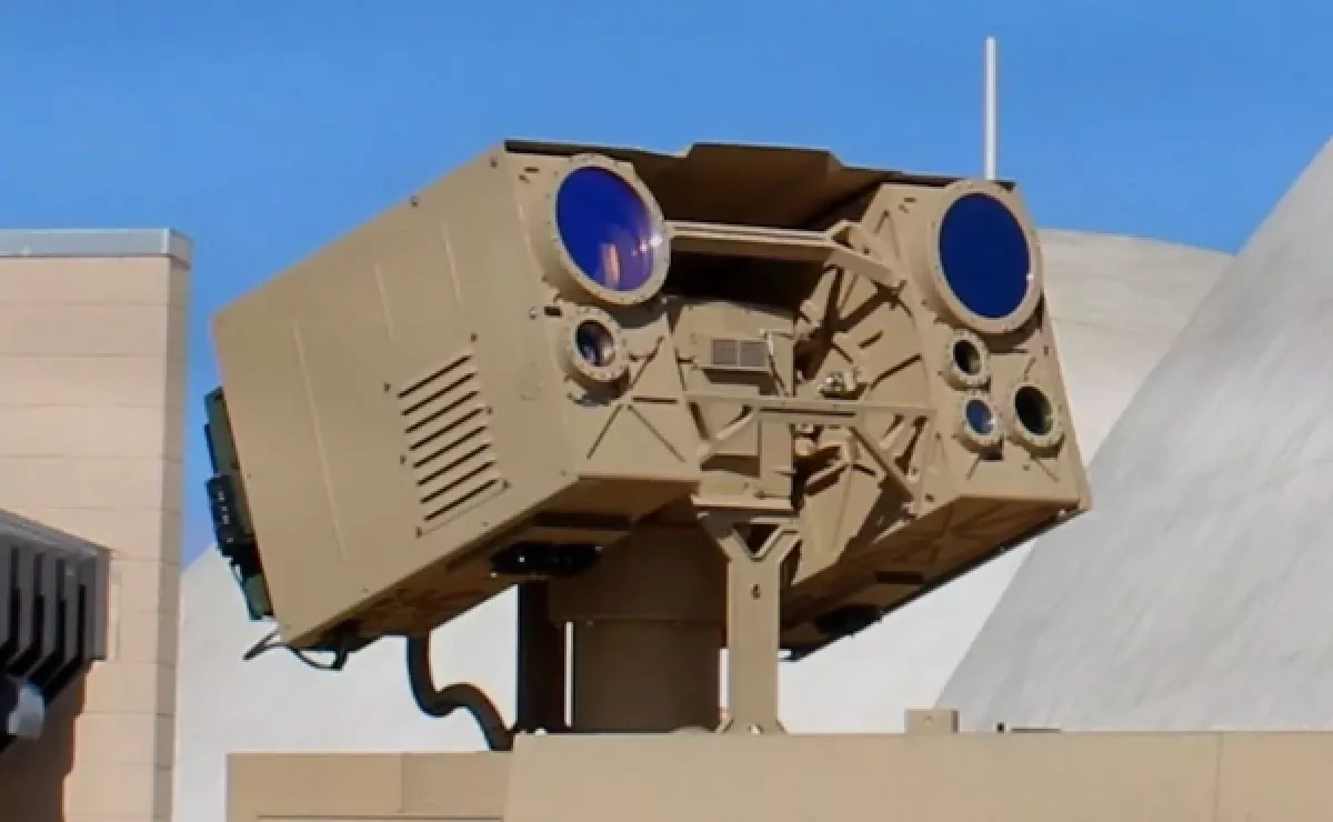 Pentagon chiefs observe laser, microwave weapon demonstration in New Mexico