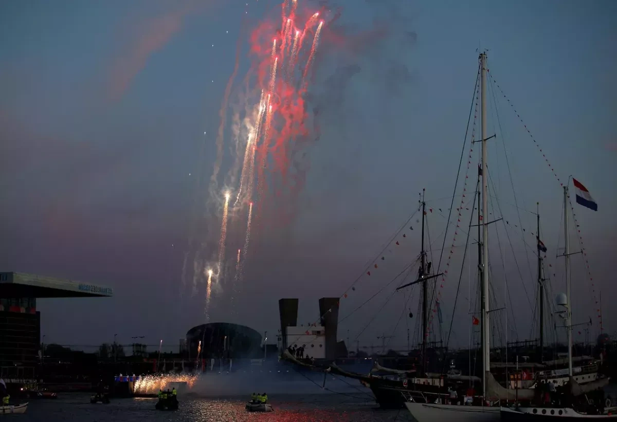 Netherlands bans sale and use of consumer fireworks