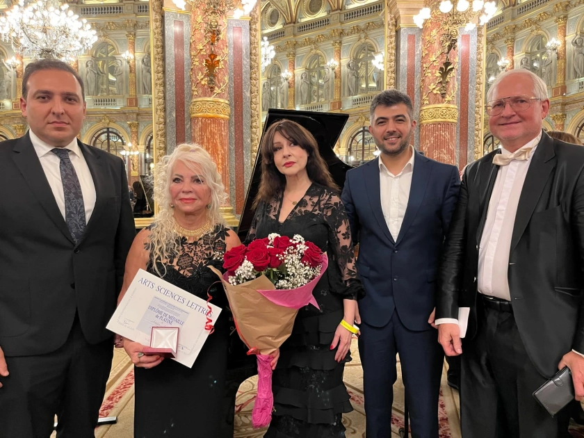 Honored Artist Adila Aliyeva receives platinum medal in Paris (PHOTO)
