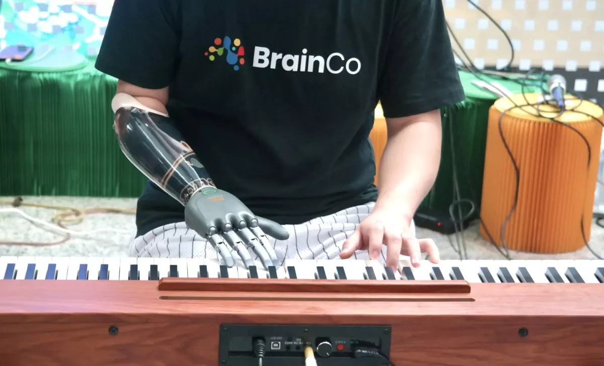 Beijing encourages non-invasive brain technology as challenge to Musk