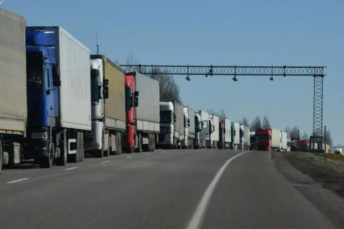 Over 240 trucks queue at Belarus–Lithuania border