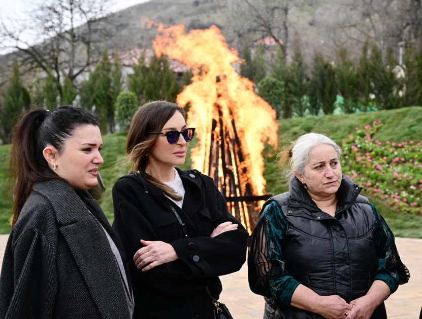 President Ilham Aliyev, First Lady Mehriban Aliyeva inspect restoration of individual houses and infrastructure in Khanoba village of Khojavend (PHOTO)